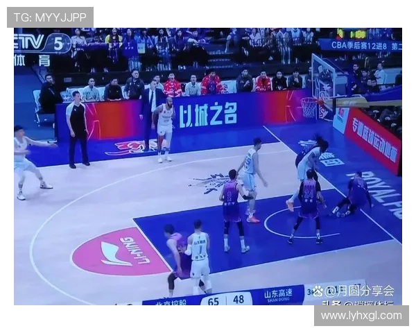 并肩拼搏致敬热爱山东男篮赛后感谢到场球迷的支持与城市同心前行